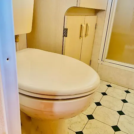 Caravans 10 Min To & 35 Min To Black Sea Camping *