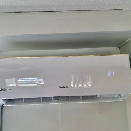 Camping Caravans 10 Min To & 35 Min To Black Sea Tsonevo