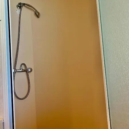 Caravans 10 Min To & 35 Min To Black Sea *