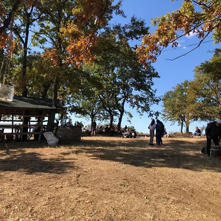 Camping Caravans 10 Min To & 35 Min To Black Sea Tsonevo