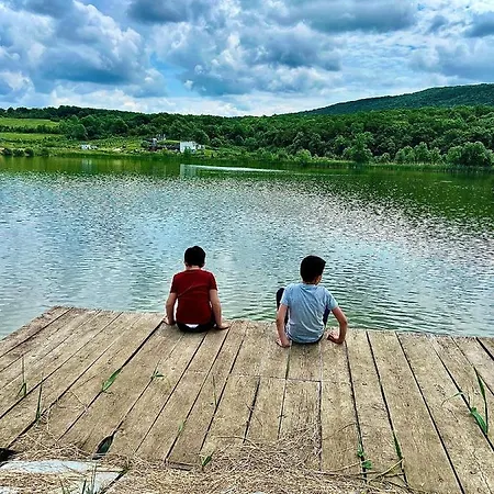 Caravans 10 Min To & 35 Min To Black Sea Camping Tsonevo