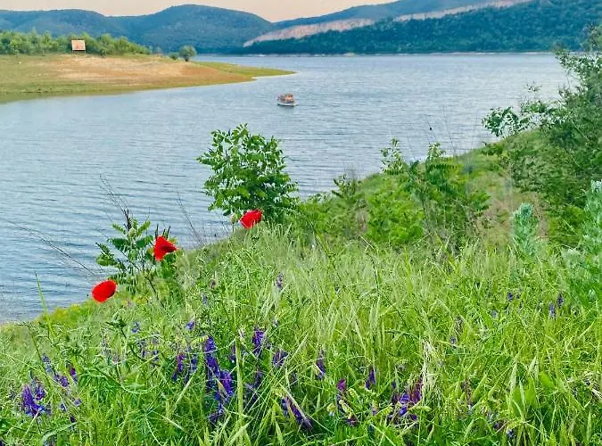 Camping Caravans 10 Min To & 35 Min To Black Sea *