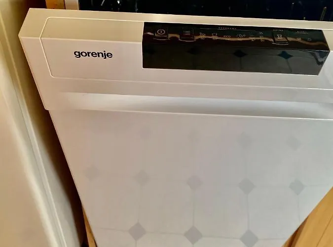 Caravans 10 Min To & 35 Min To Black Sea * Tsonevo