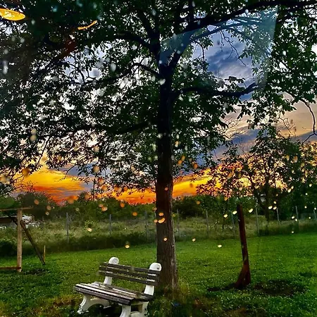 Caravans 10 Min To & 35 Min To Black Sea Tsonevo