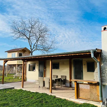 Caravans 10 Min To & 35 Min To Black Sea *