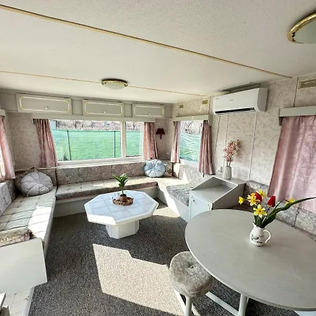 Caravans 10 Min To & 35 Min To Black Sea Campsite *