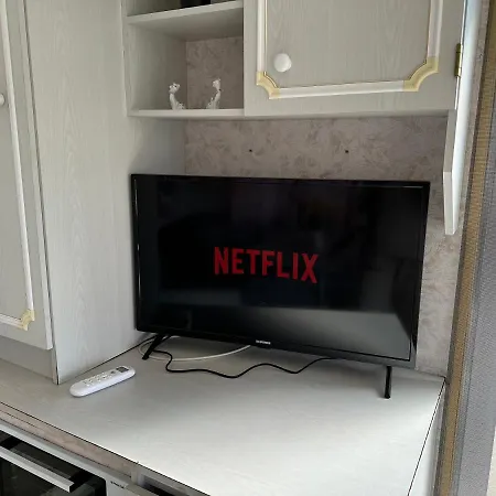 Caravans 10 Min To & 35 Min To Black Sea Campeggio Tsonevo